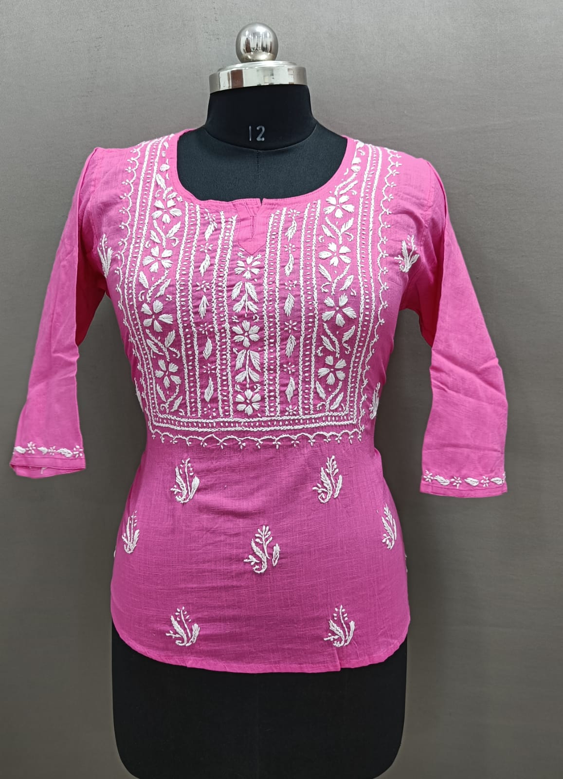 product-additional-image